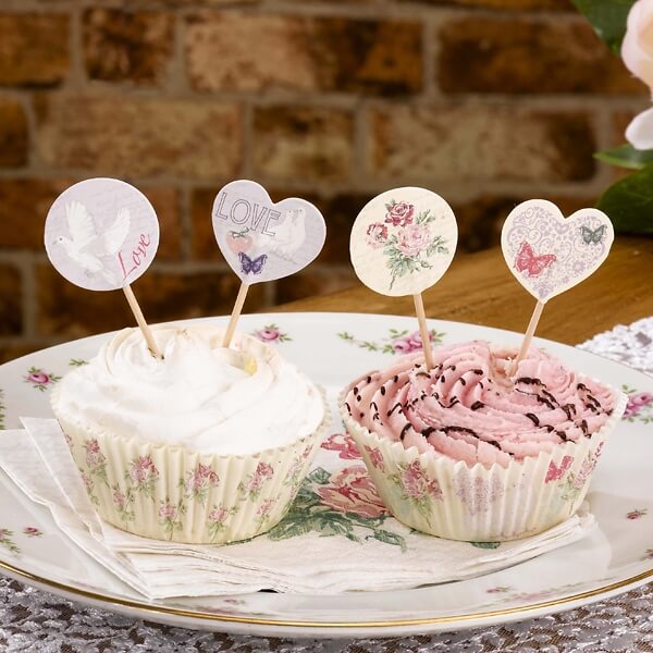 Romantische Cupcakedeko für die Hochzeit - weddix.de