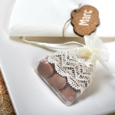 Gastgeschenk Organzas&auml;ckchen mit Spitze