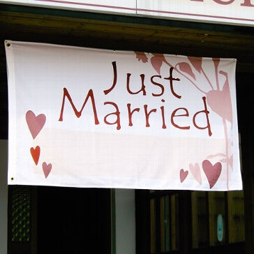 Flagge "Just Married"