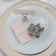 Platzdeko Hochzeit grau rosa