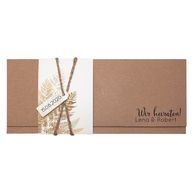 Einladungskarte Amelie aus Kraftpapier mit Farn Blätter Motiv in Gold