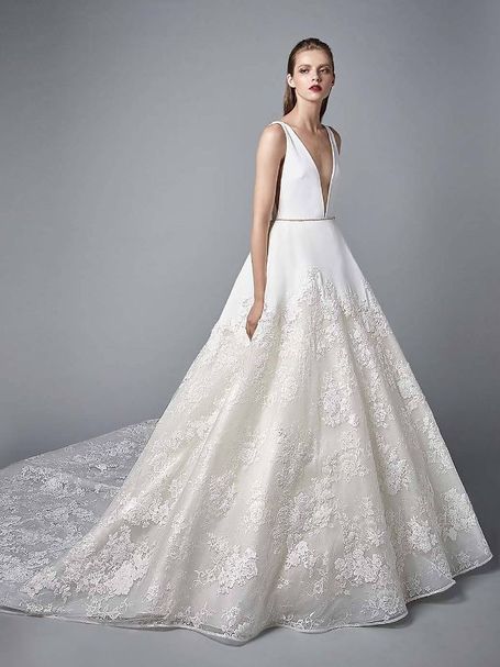 Elegantes Brautkleid von Enzoani in A-Linie aus Stretch Georgette