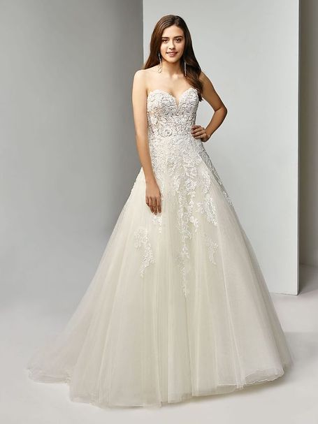 Trägerloses Brautkleid von Beautiful Bridal in A-Linie mit Tüllrock und Tülljacke