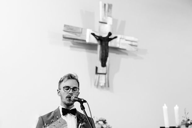 Gesang bei der Hochzeitszeremonie